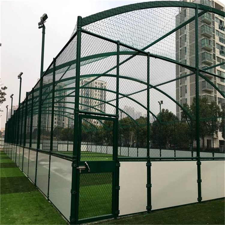 江蘇PVC包塑球場圍網