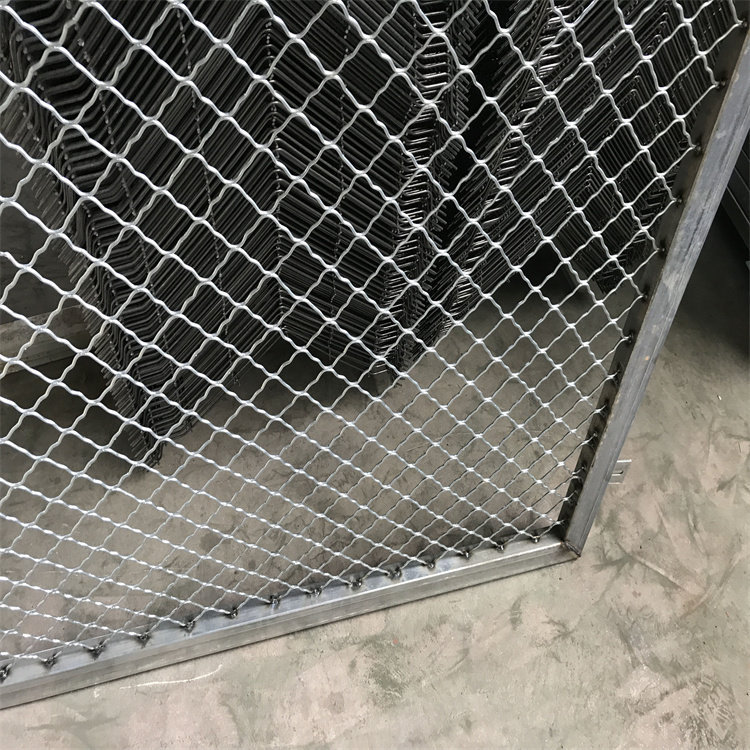 江蘇斜方孔高速公路護(hù)欄網(wǎng)