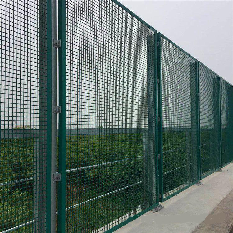 橋梁防拋網(wǎng)在安裝時的垂直運輸和機電設備